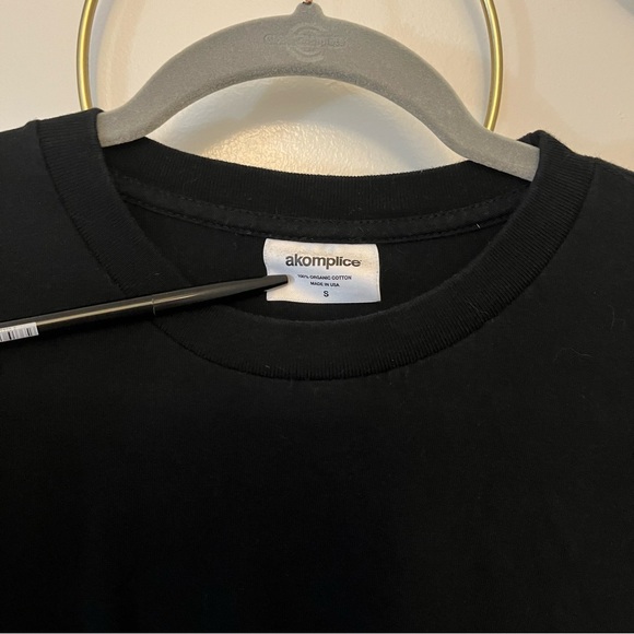 Akomplice Graphic Tee - Picture 3 of 3